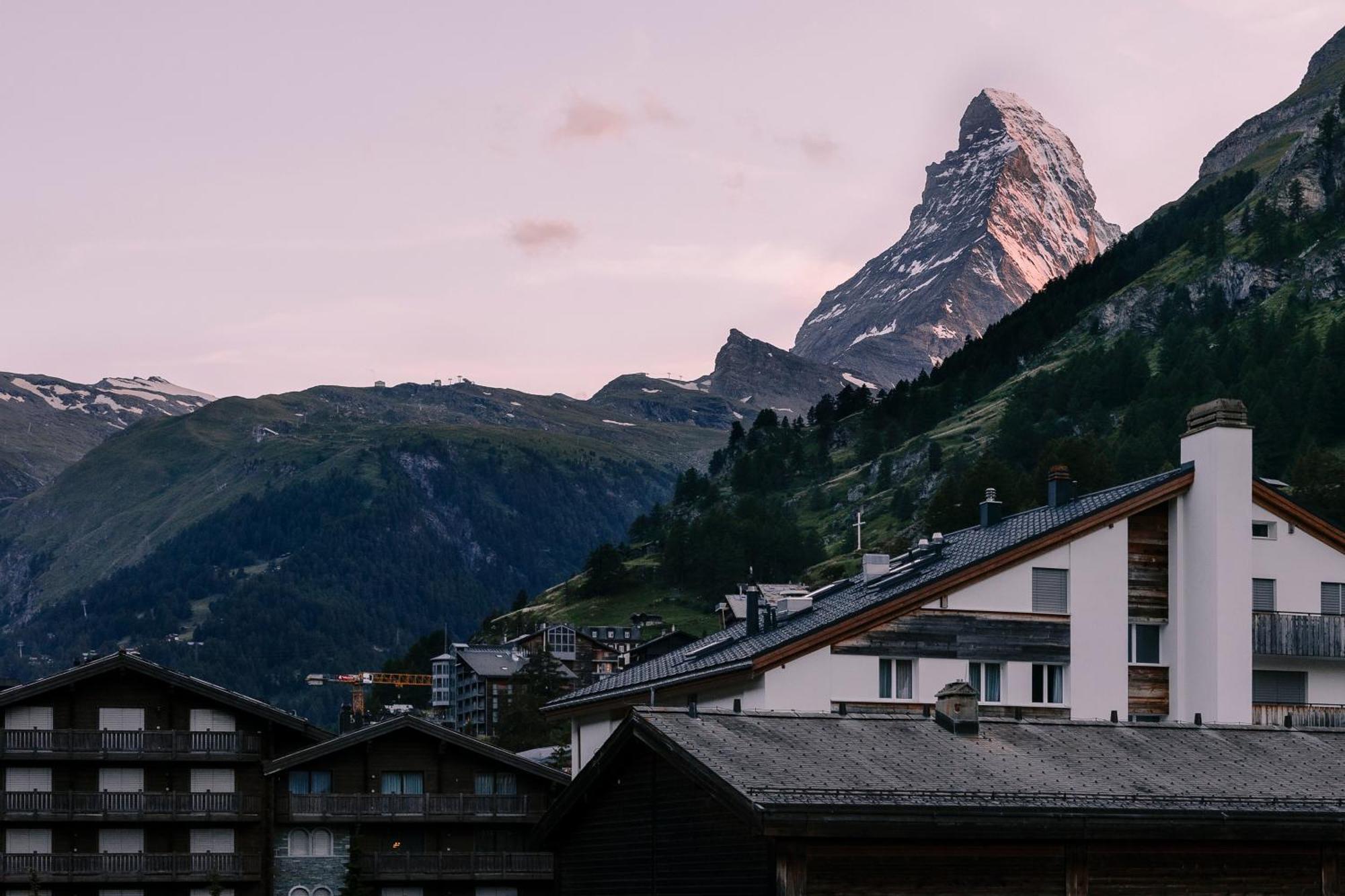 Schloss Zermatt - Cbd & Adaptogenic Spa And Sport Hotel Dış mekan fotoğraf